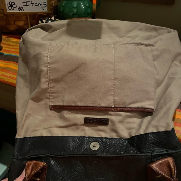 CYNTHIA ROWLEY Pebbled Leather Tote Handbag Double Handled Zipped Expandable